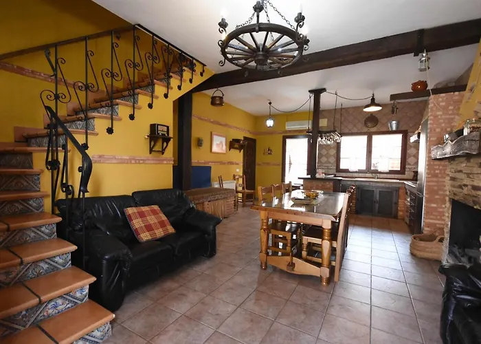 Casa Rural De Estilo Rustico Con Spa