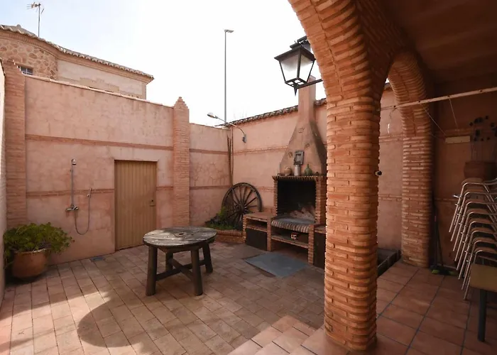 Casa Rural De Estilo Rustico Con Spa